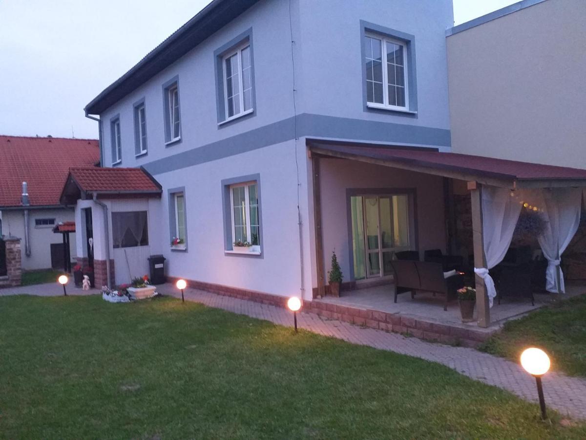 Monato Bed & Breakfast Poprad Exterior photo